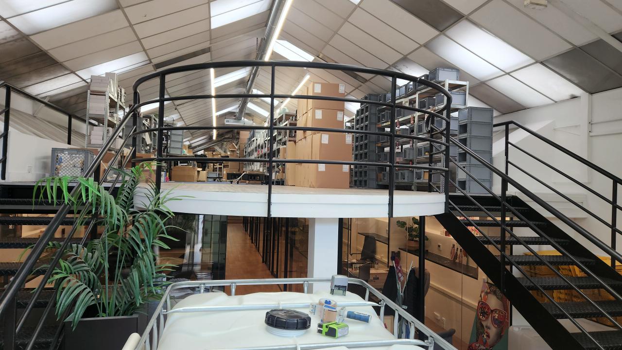 Local d'activité Joinville-le-Pont 600m² Vente local d'activité Joinville-le-Pont Val-de-Marne OVACT2532521 0